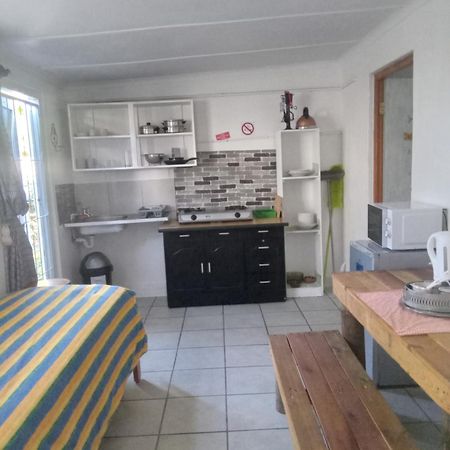 Self Catering Unit 6, Sandbaai Hermanus Bilik gambar